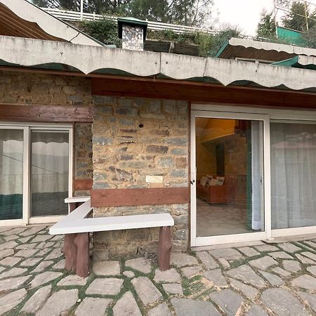 Seclude Kasauli, Himachal Pradesh Bed & Breakfast Exterior photo